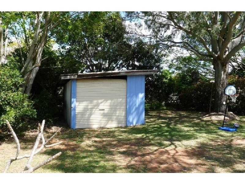 14 Base Street, Victoria Point QLD 4165