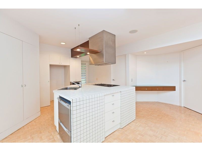 16 Oak Street, Ormiston QLD 4160