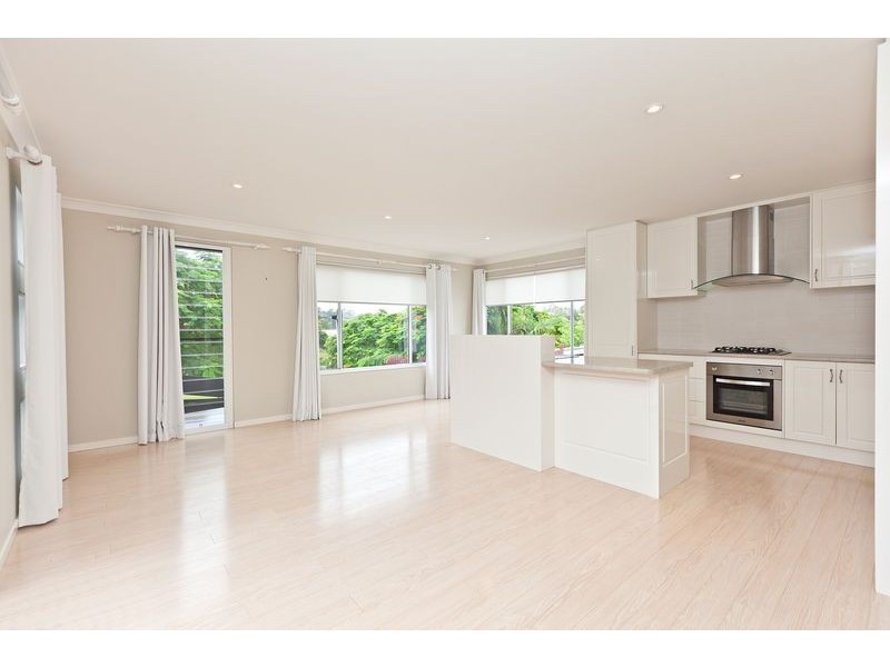 16 Oak Street, Ormiston QLD 4160