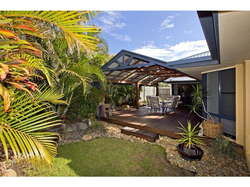 12 Glenbrook Avenue, Victoria Point QLD 4165