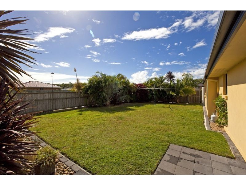 12 Glenbrook Avenue, Victoria Point QLD 4165