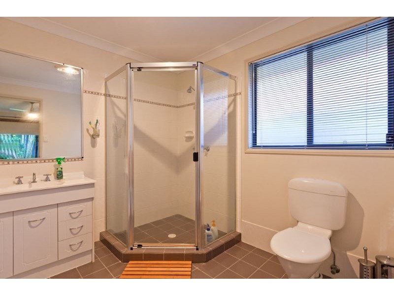 12 Glenbrook Avenue, Victoria Point QLD 4165