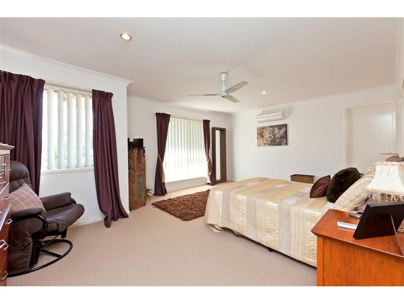 14 Pelorus Street, Redland Bay QLD 4165