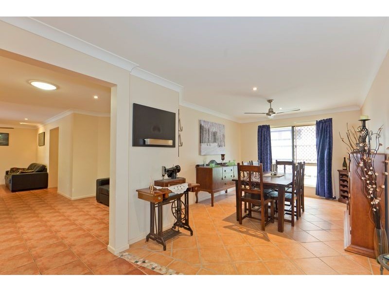 13 Horsley Place, Victoria Point QLD 4165