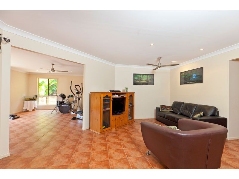 13 Horsley Place, Victoria Point QLD 4165