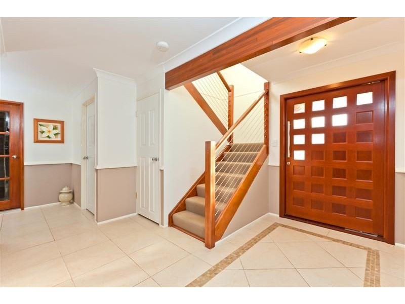 6 Macadamia Street, Victoria Point QLD 4165