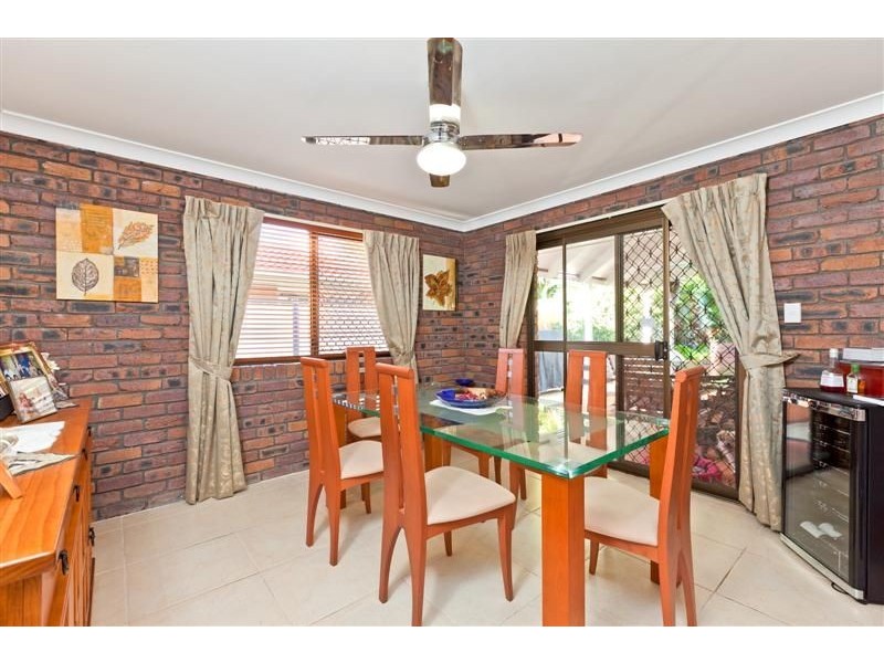 6 Macadamia Street, Victoria Point QLD 4165