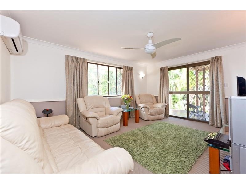6 Macadamia Street, Victoria Point QLD 4165