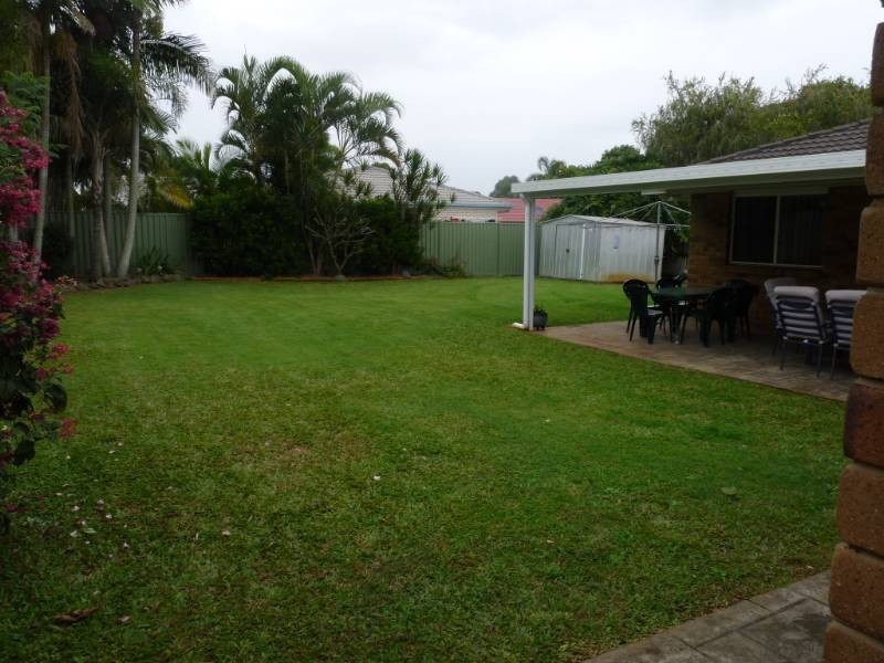3 Warnick Court, Victoria Point QLD 4165