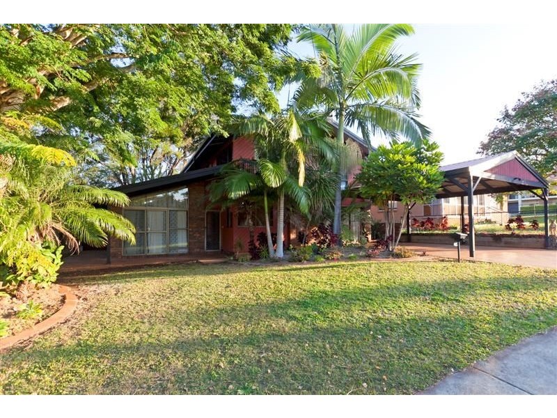 11 Albert Street, Victoria Point QLD 4165