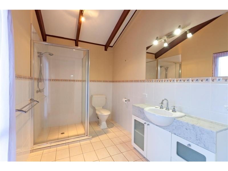 11 Albert Street, Victoria Point QLD 4165