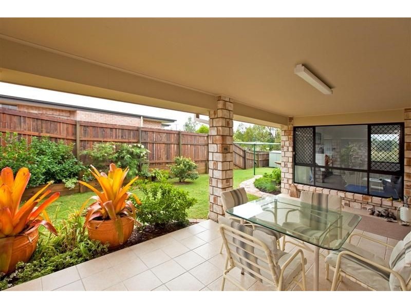 44 Ebony Crescent, Redland Bay QLD 4165
