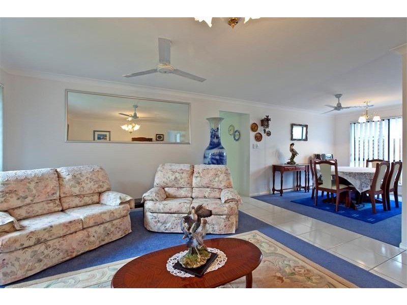 44 Ebony Crescent, Redland Bay QLD 4165