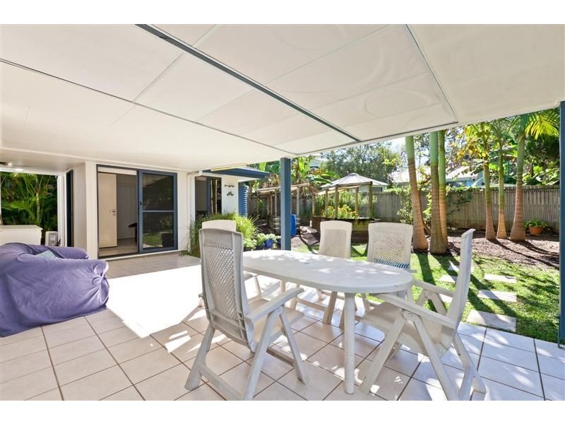 26 Carefree Street, Coochiemudlo Island QLD 4184