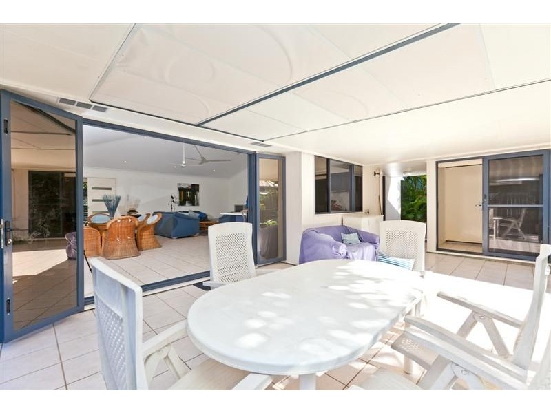 26 Carefree Street, Coochiemudlo Island QLD 4184