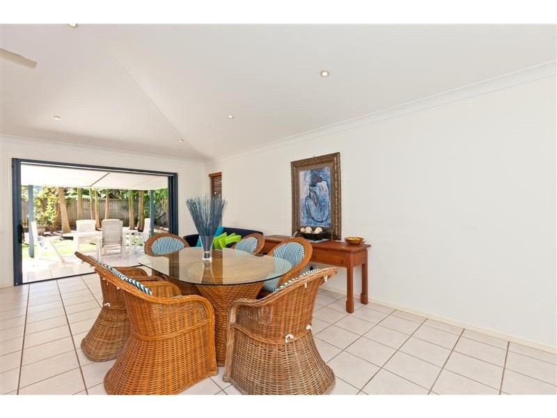 26 Carefree Street, Coochiemudlo Island QLD 4184