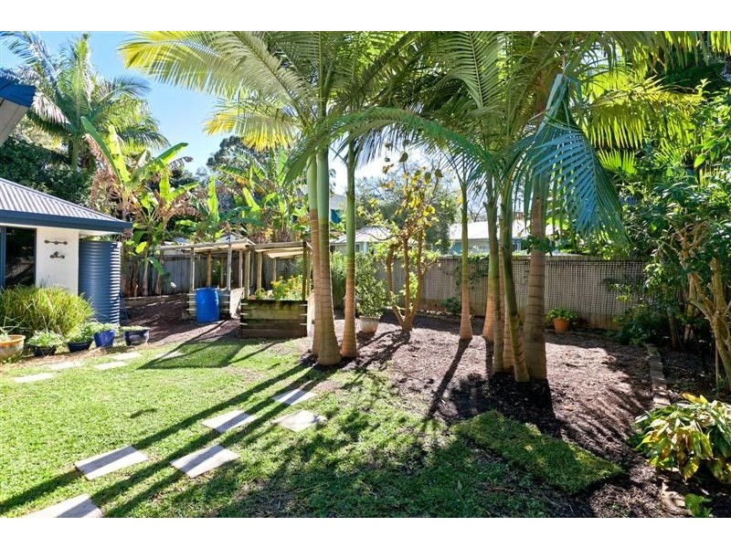 26 Carefree Street, Coochiemudlo Island QLD 4184