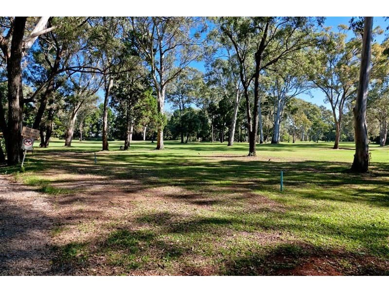 26 Carefree Street, Coochiemudlo Island QLD 4184