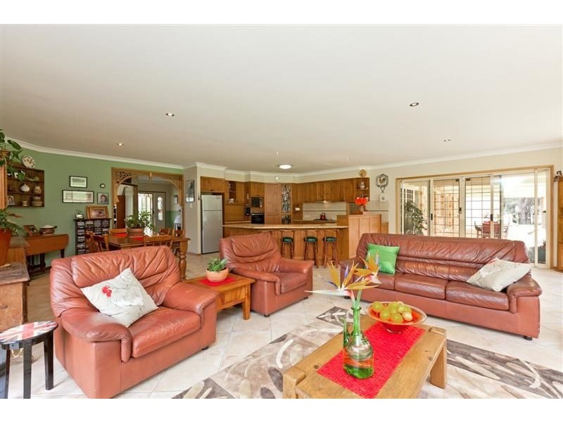2 Kodak Close, Thornlands QLD 4164