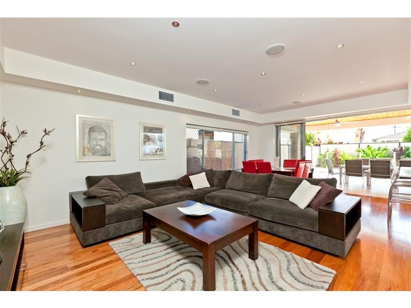 35 Wilmot Street, Victoria Point QLD 4165