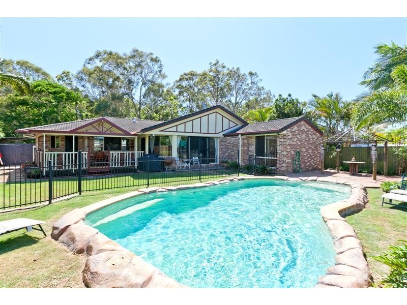 6 Parklands Court, Victoria Point QLD 4165