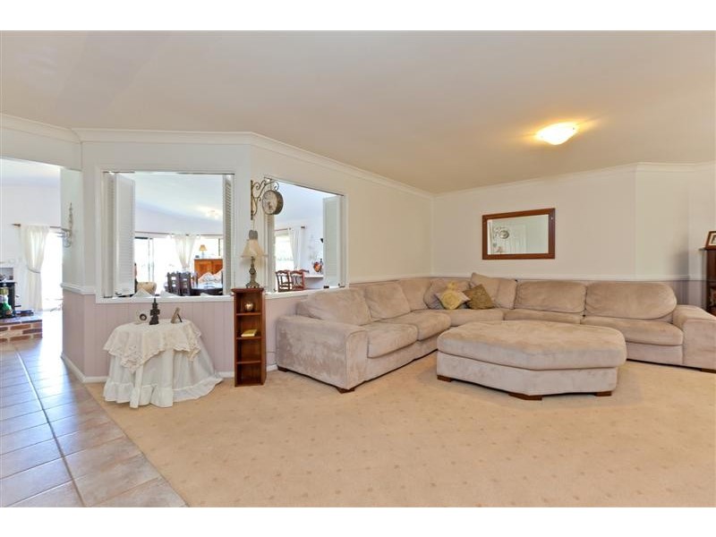 6 Parklands Court, Victoria Point QLD 4165