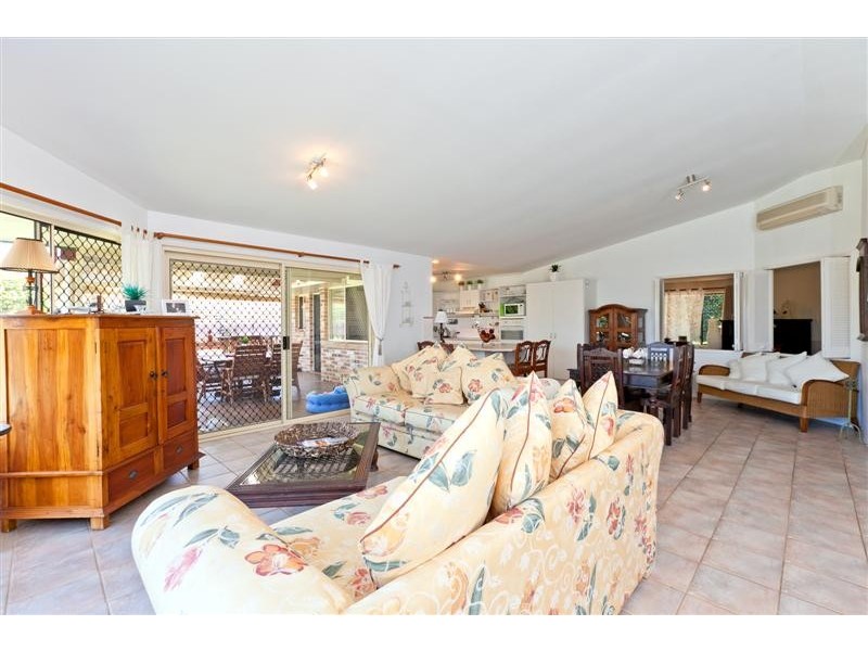 6 Parklands Court, Victoria Point QLD 4165