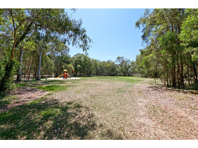 6 Parklands Court, Victoria Point QLD 4165