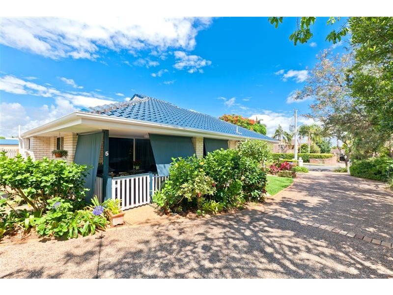 Unit 5, 39 Colburn Avenue, Victoria Point QLD 4165