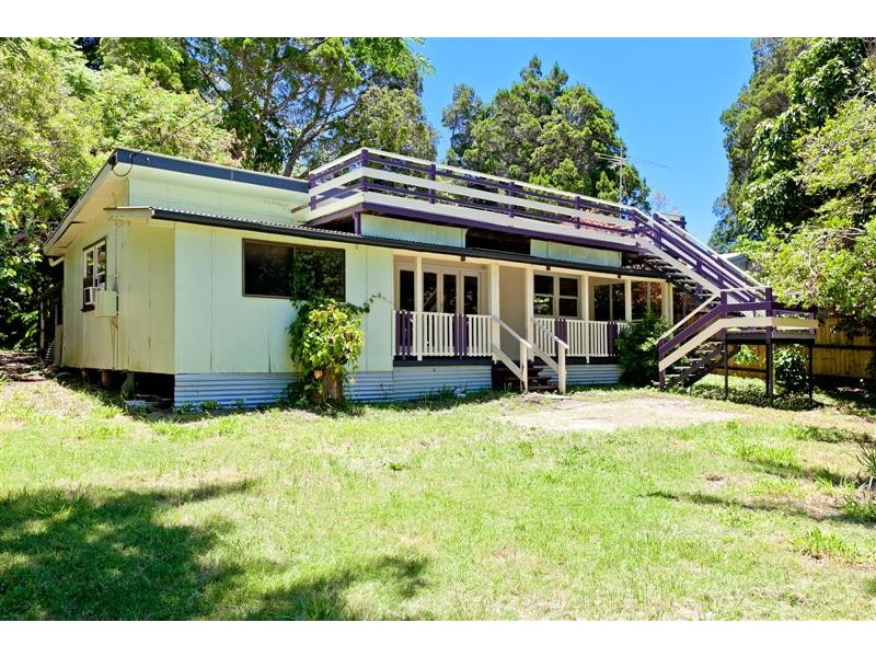 2 Orange Grove Street, Coochiemudlo Island QLD 4184