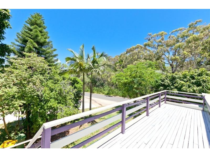 2 Orange Grove Street, Coochiemudlo Island QLD 4184