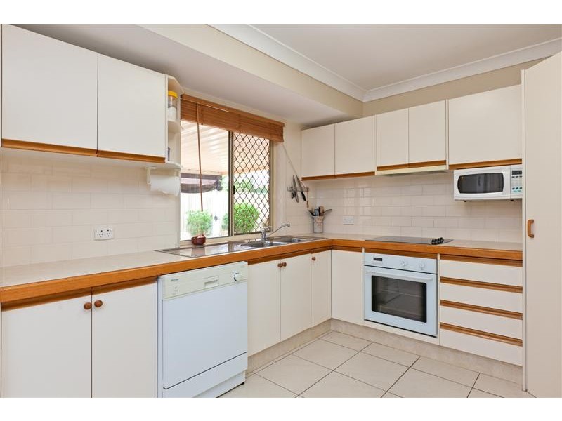 32 Grandis Crescent, Victoria Point QLD 4165