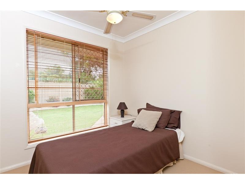 32 Grandis Crescent, Victoria Point QLD 4165