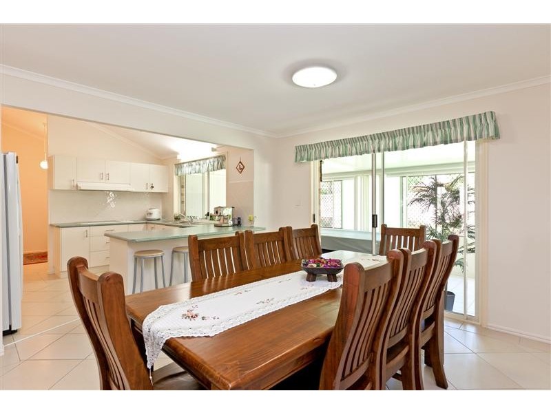 4 Judy Close, Victoria Point QLD 4165