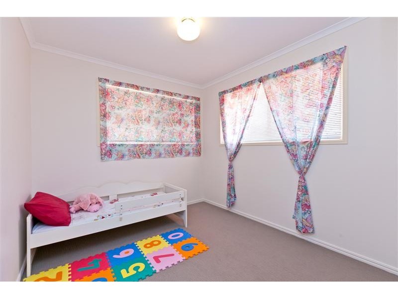 4 Judy Close, Victoria Point QLD 4165