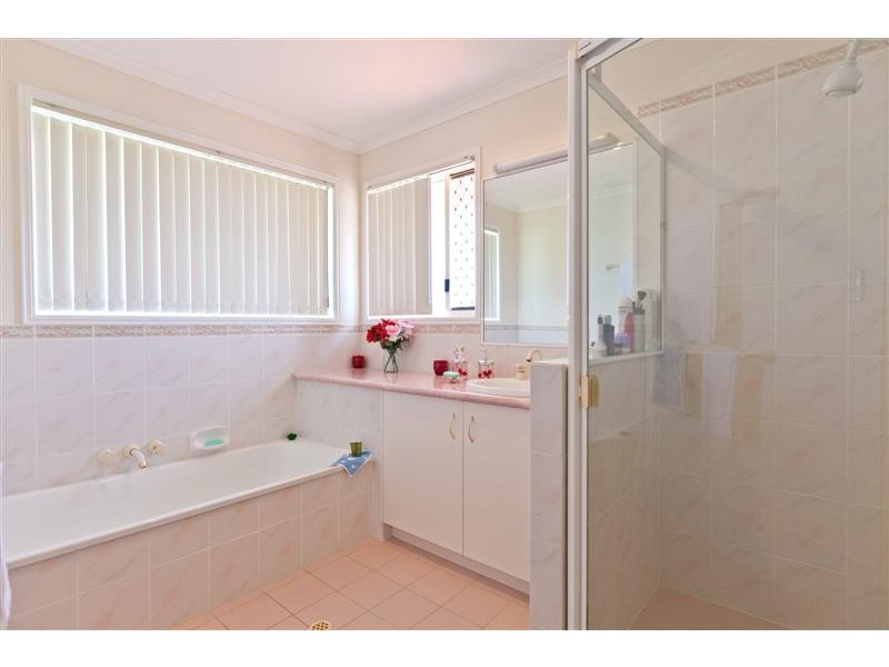 4 Judy Close, Victoria Point QLD 4165