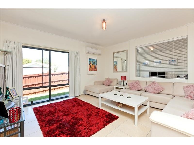 52 Ebony Crescent, Redland Bay QLD 4165