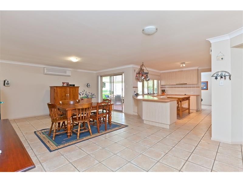 10 Seaholly Crescent, Victoria Point QLD 4165