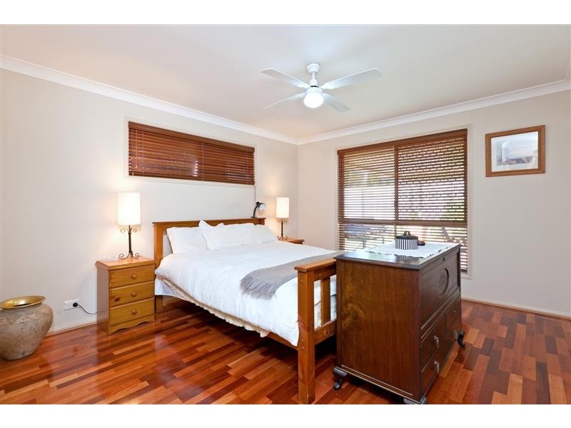 10 Seaholly Crescent, Victoria Point QLD 4165