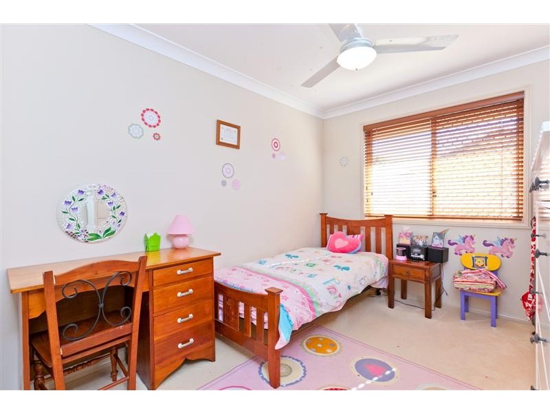 10 Seaholly Crescent, Victoria Point QLD 4165