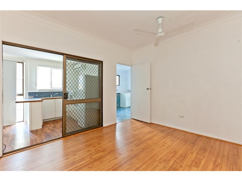 16 Shirley Street, Coochiemudlo Island QLD 4184