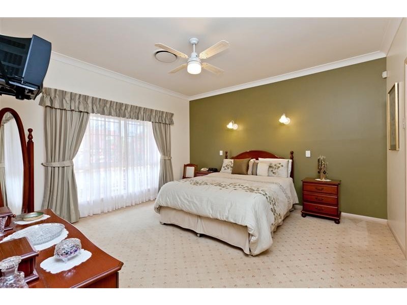 29 Robin Parade, Victoria Point QLD 4165