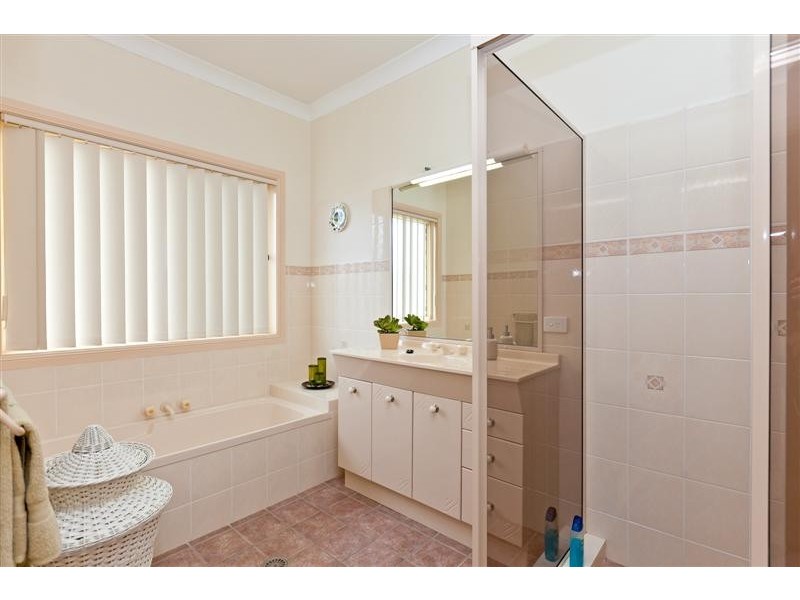 29 Robin Parade, Victoria Point QLD 4165