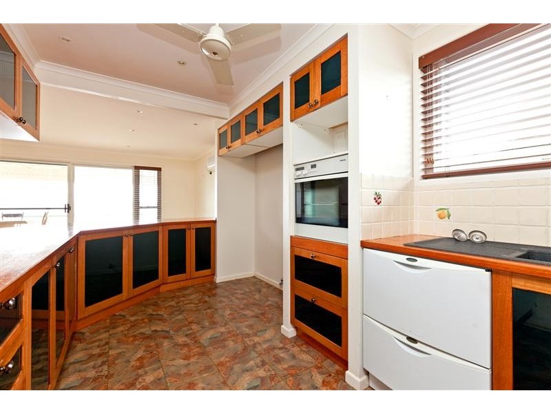 159 Esplanade, Redland Bay QLD 4165