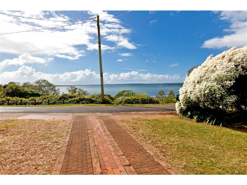 159 Esplanade, Redland Bay QLD 4165