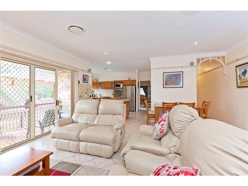 29 Robin Parade, Victoria Point QLD 4165