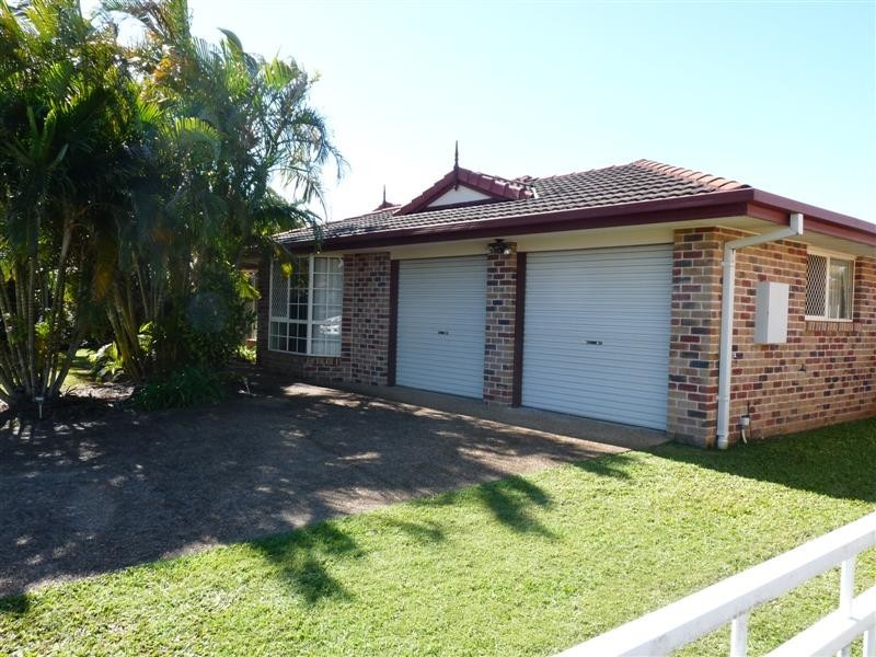 33 School Road, Victoria Point QLD 4165