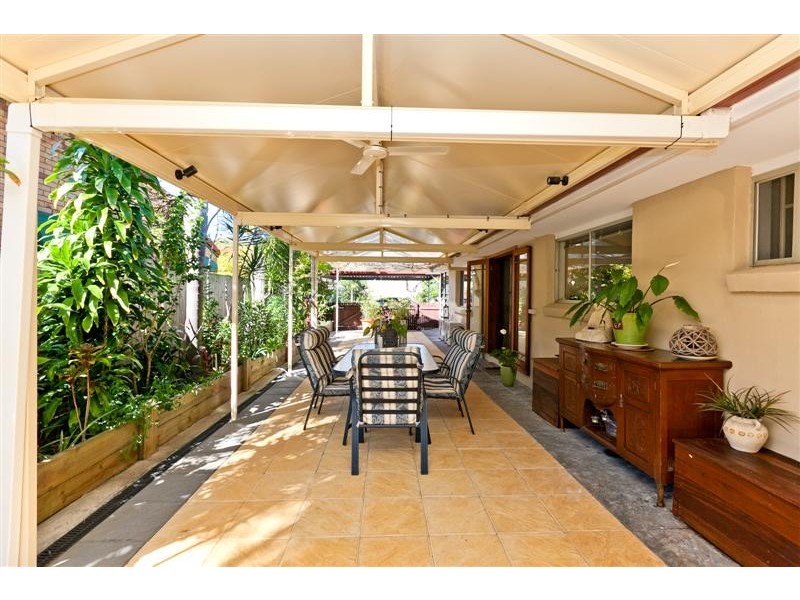 160 Colburn Avenue, Victoria Point QLD 4165