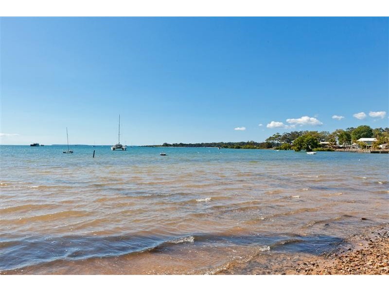 15 Wilson Street, Victoria Point QLD 4165