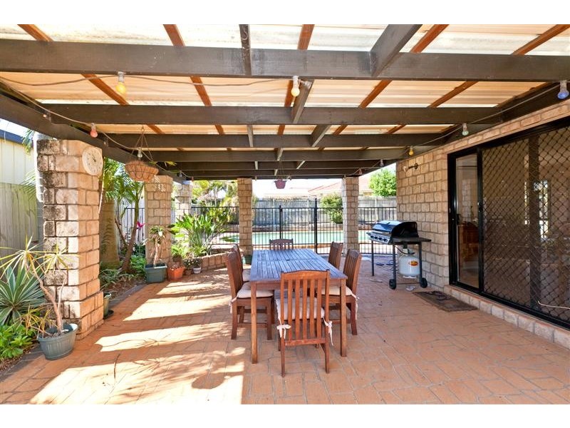 17 Argyle Place, Victoria Point QLD 4165